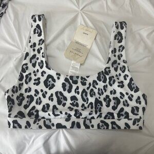 Fabletics Lola low impact sports bra (M)